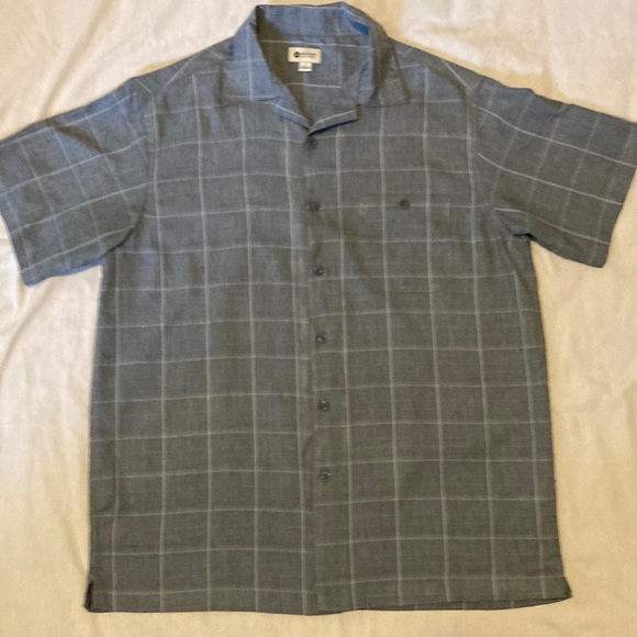 Haggar Other - Haggar large button up short sleeve shirt
